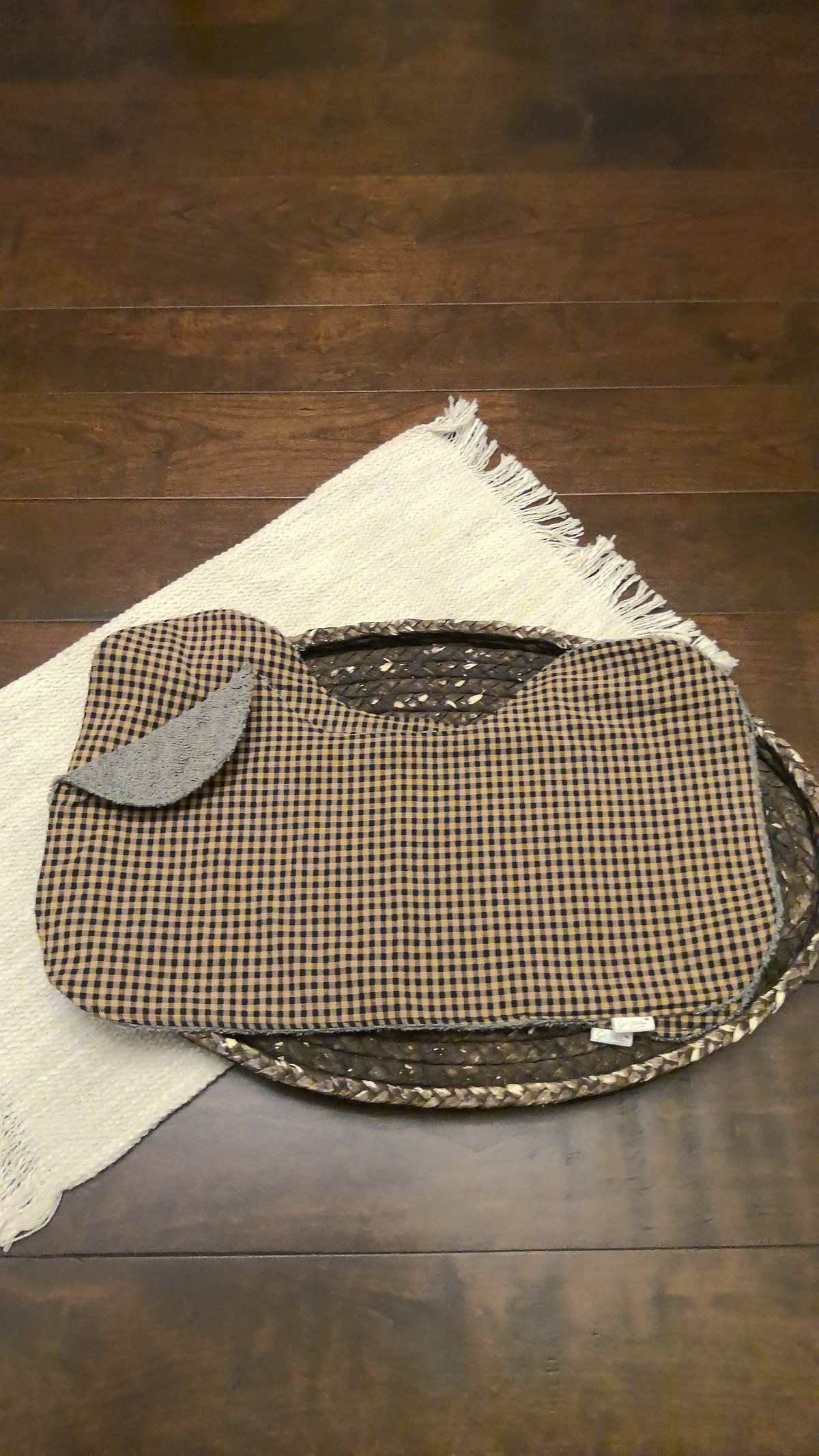 Black & Tan Burp Cloth