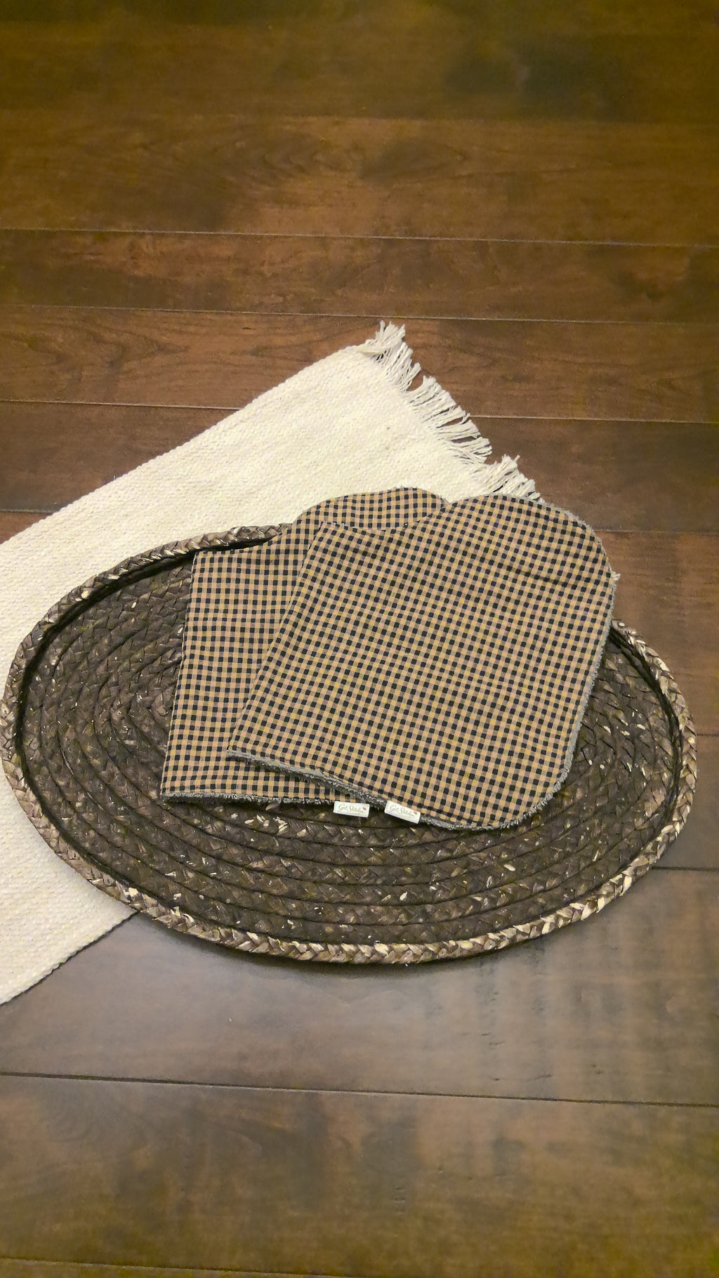 Black & Tan Burp Cloth