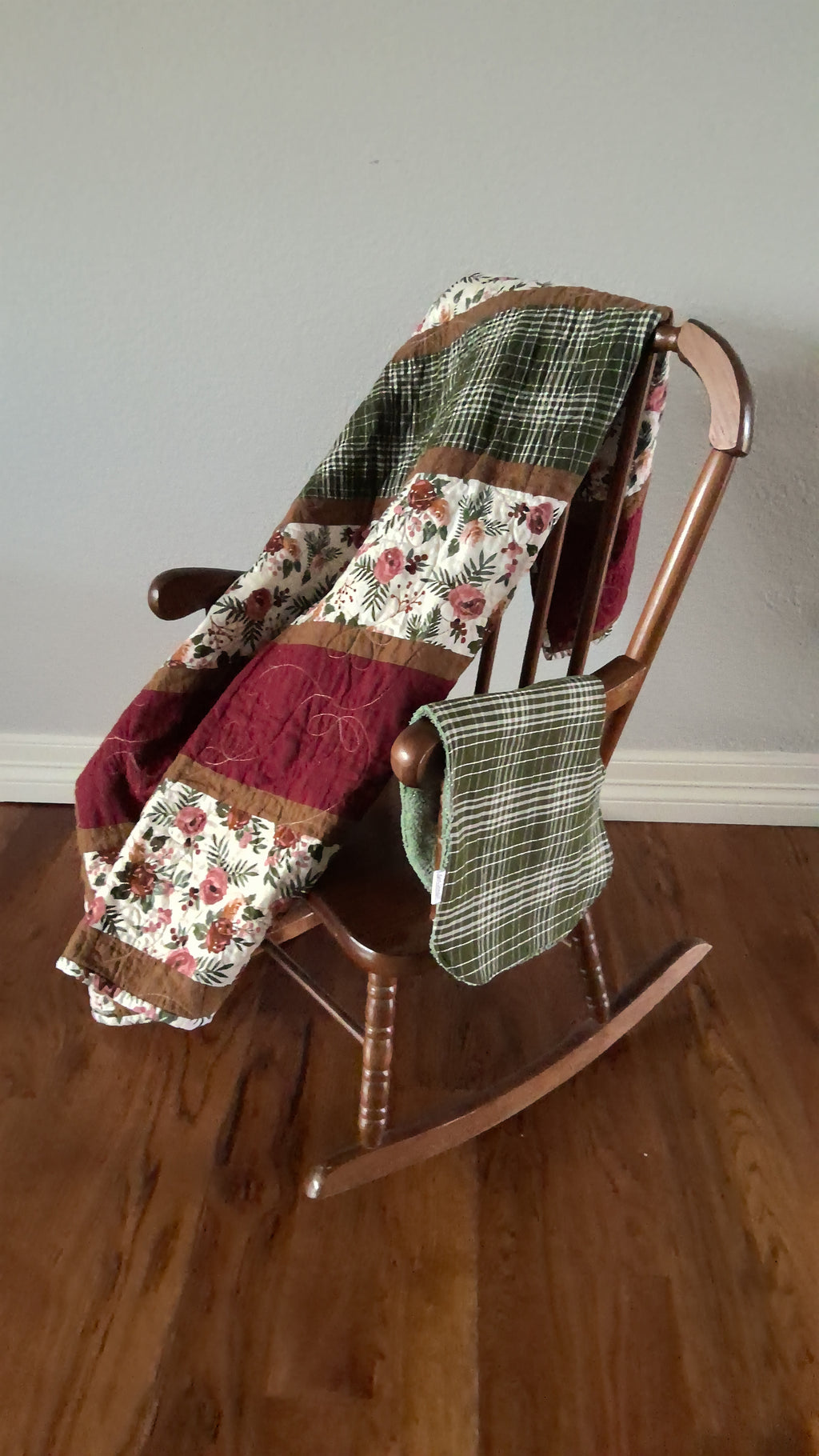 Green Plaid Burp Cloth – Sage Terry