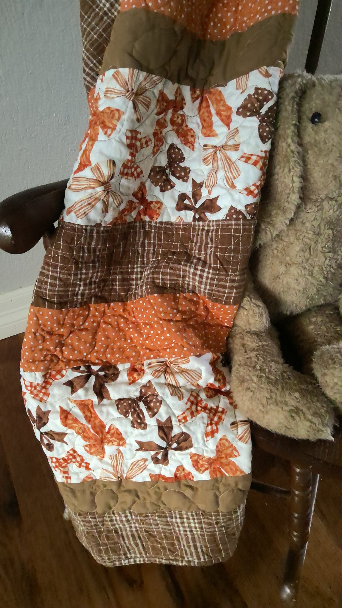 Harvest Bows Baby Quilt