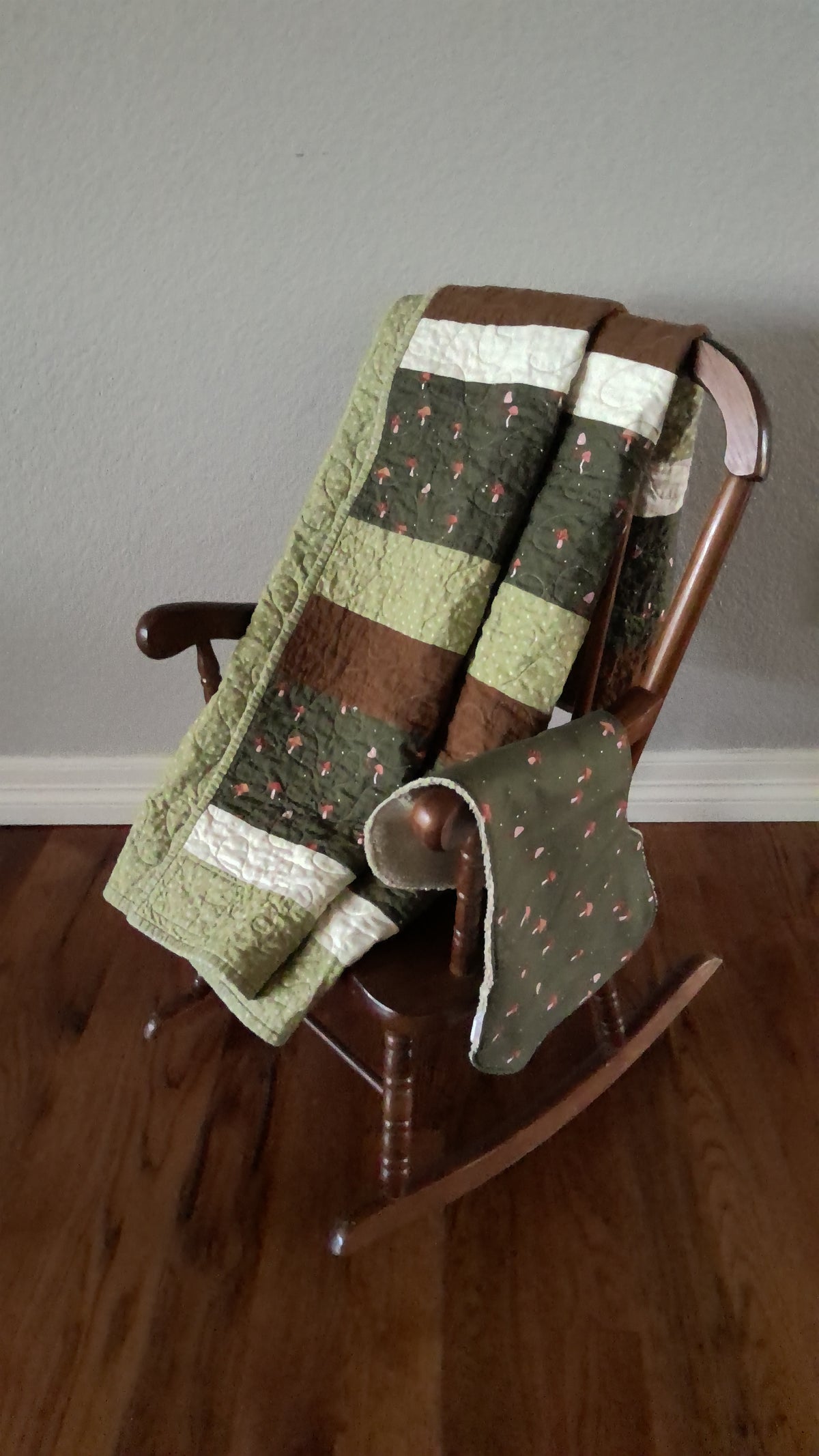 Green Mushrooms Burp Cloth